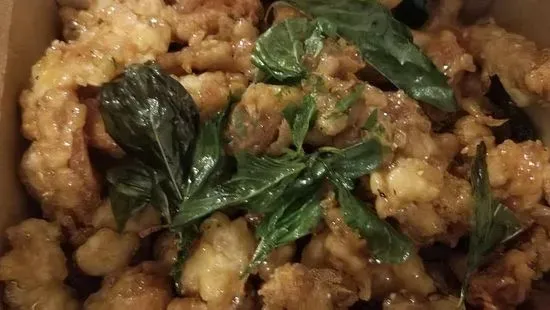 Crispy Basil Garlic Chicke