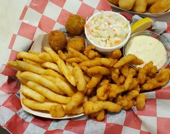 FRIED CLAM BASKET