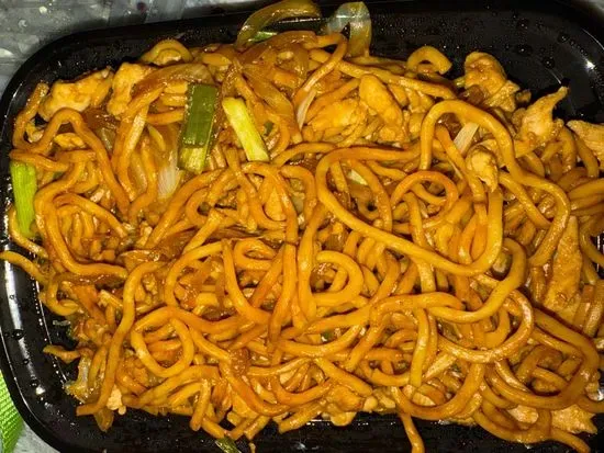 31. Chicken Lo Mein