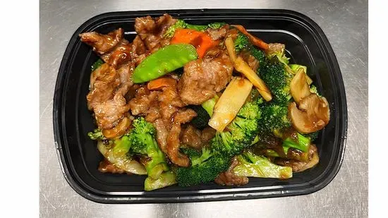 C13. Beef with Mixed Veg. C13杂菜牛