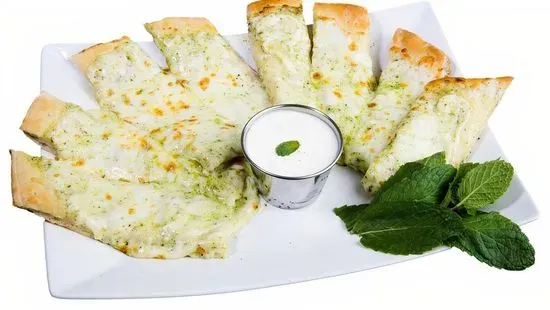 Creamy Pesto Bread (Regular)
