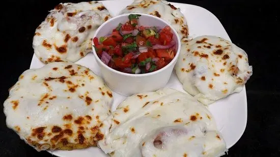 Tostones with Chicken