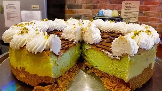 Amaretto Pistachio Cheesecake