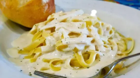 Fettuccine Alfredo