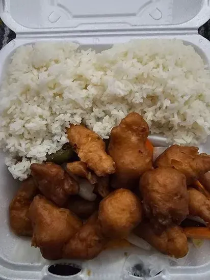 D11. Sweet & Sour Chicken晚 甜酸鸡