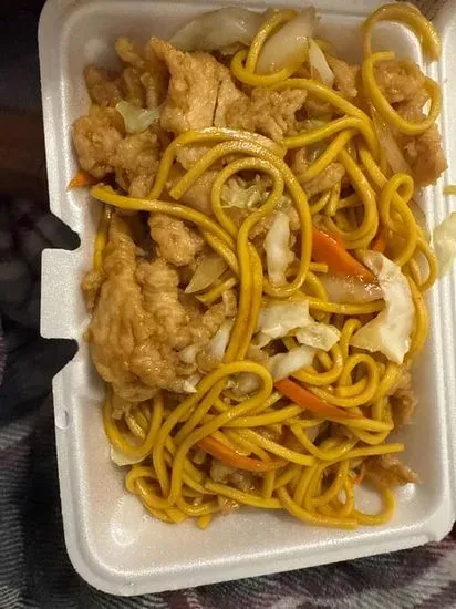 Chicken Lo Mein