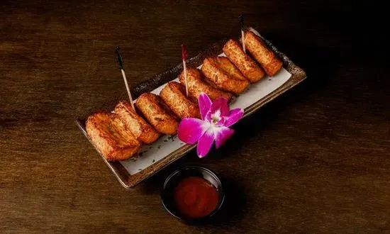 Fried Cheese with Guava Sauce / Queso frito con salsa de Guayaba