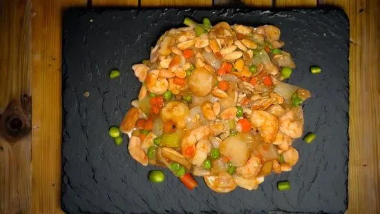 Almond Shrimp (Special Plate)