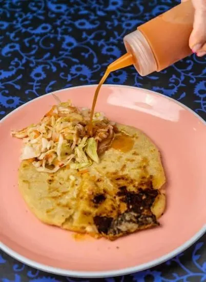 Pupusa Revuelta