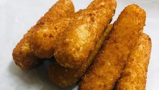 Mozzarella Sticks (5 Pcs.)