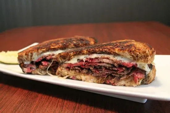 Pastrami Reuben