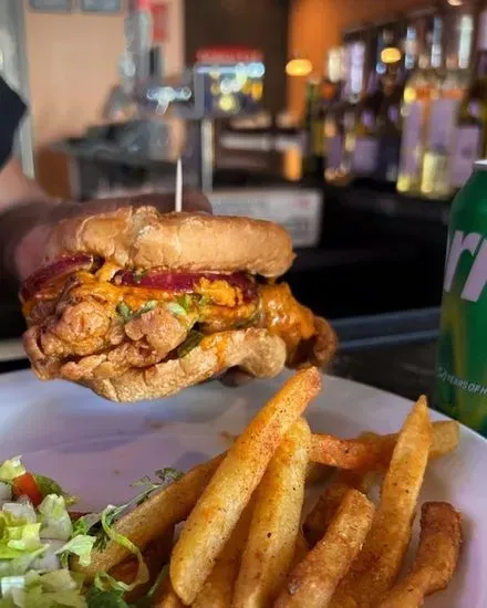 BUTTER CHICKEN SANDWICH