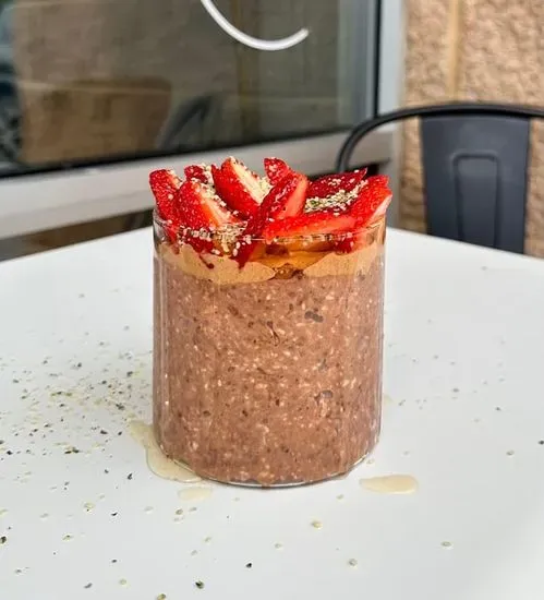 Chocolate Protein Overnight Oats