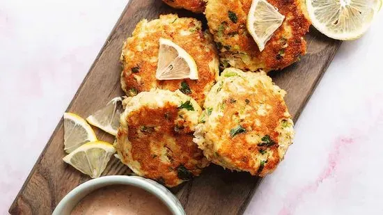 Seafood Cakes With Remoulade