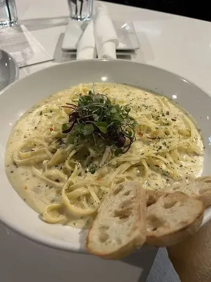 Fettuccini Alfredo