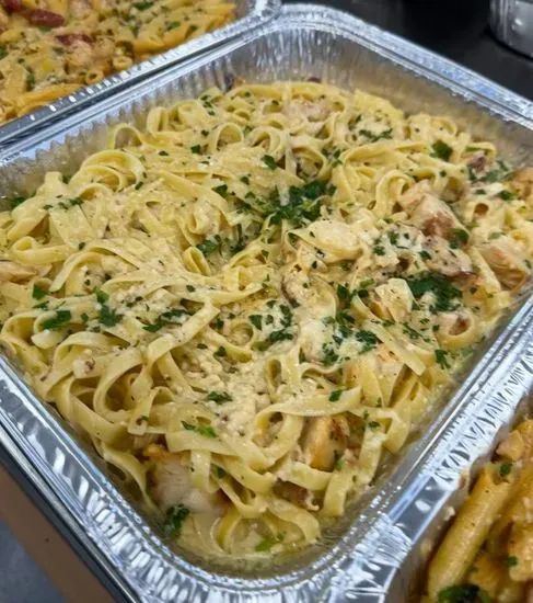 TRAY CHICKEN ALFREDO