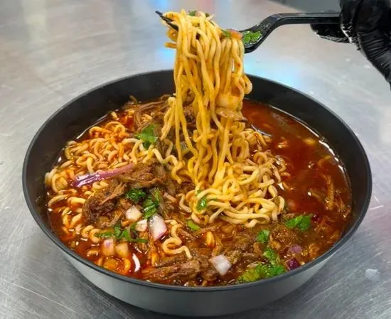 24 OZ BIRRIA RAMEN