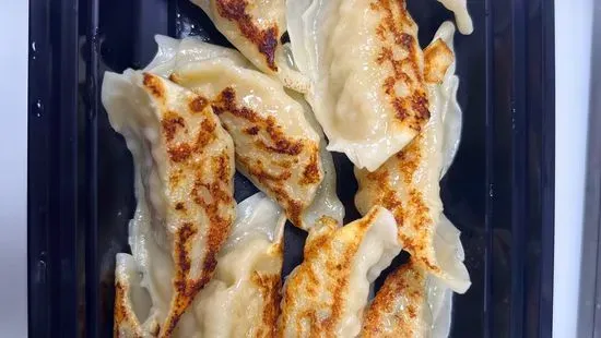 Pan Fried Gyoza (Chicken)