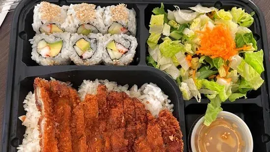 4. Curry Chicken Katsudon Bento
