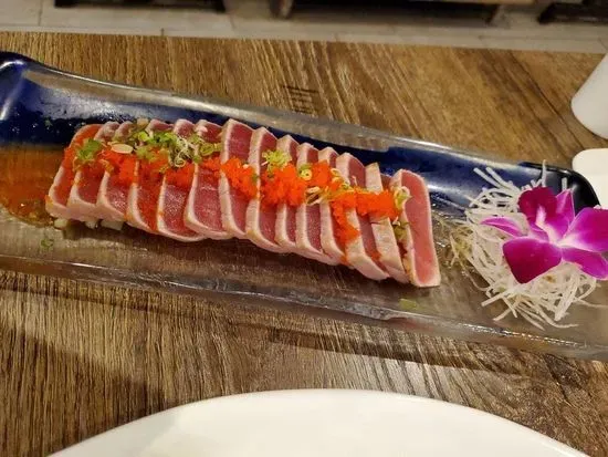 A12. Tuna Tataki