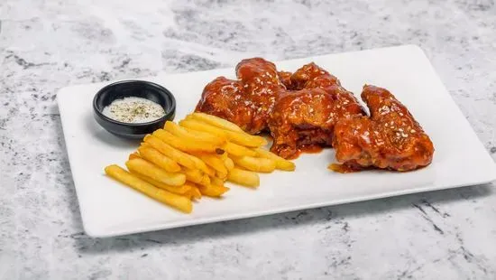 Kids Traditional Bone-in Wings & Side