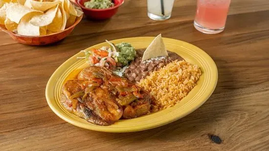 Platillo de Pollo Plate