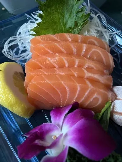 Salmon  Sashimi