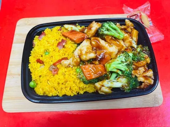 C12. Chicken With Broccoli