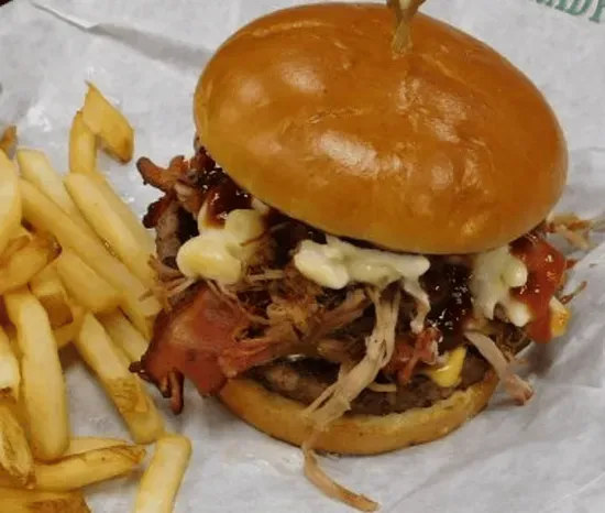 BBQ Pulled Pork Mac N' Cheeseburger