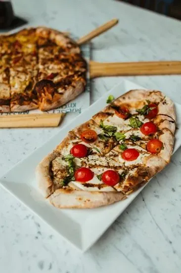 Caprese Flatbread