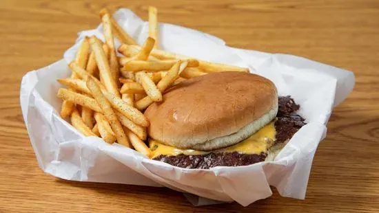 Kids' - Cheeseburger with Fry