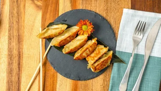  Gyoza