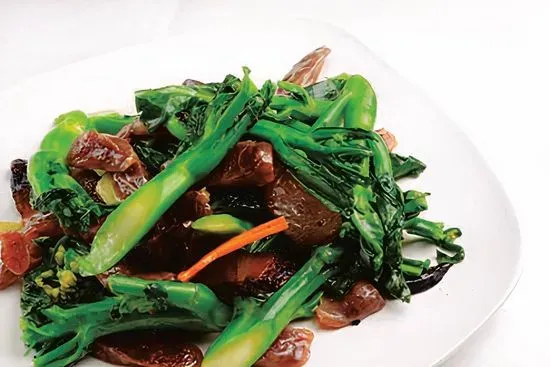 Chinese Broccoli w/ Preserved Meat (Chinese Sausage) / 腊味炒芥蘭