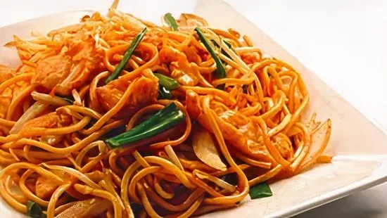 Beef or Chicken Lo Mein / 牛或雞肉粗麵