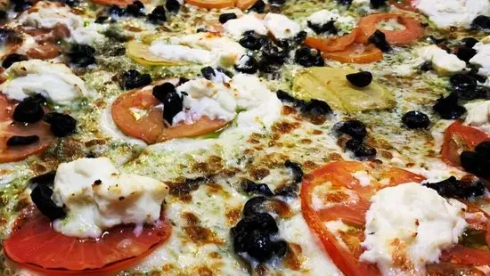 Mediterranean Pizza