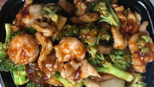 Chicken With Garlic Sauce