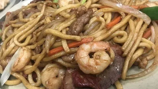22. Shrimp Lo Mein