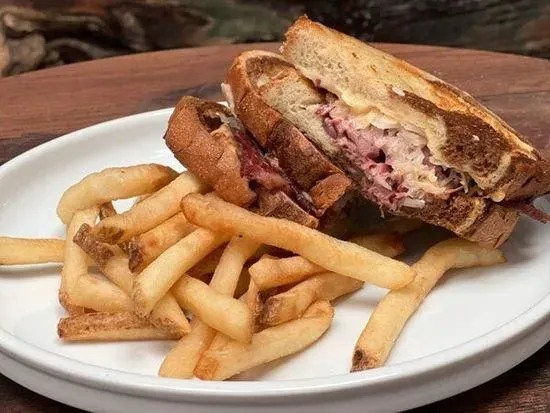 REUBEN SANDWICH