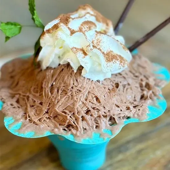 d6 chocolate snow bowl