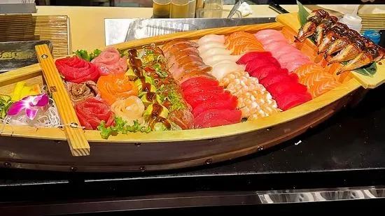 Titanic Sushi & Sashimi Boat