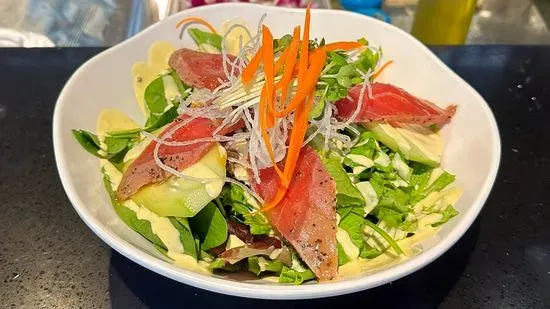 Tataki Sashimi Salad