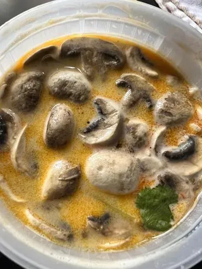 Tom kha Coconut soup Large