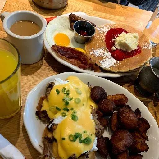 Biscuit Benedict