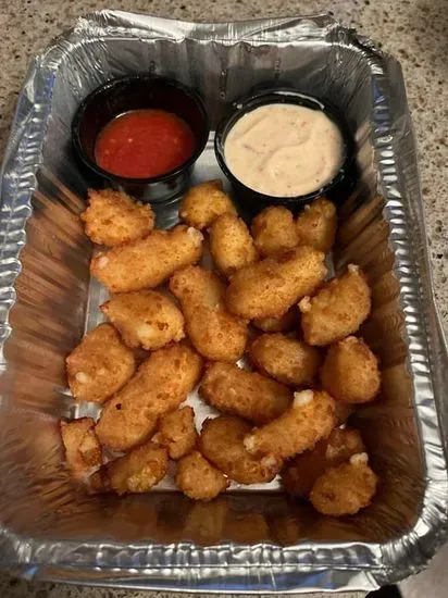 HILLGROVE CHEESE CURDS  