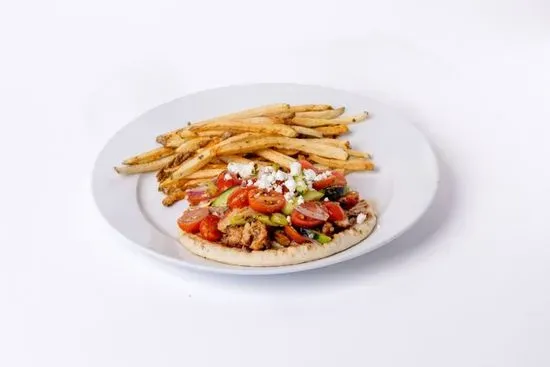 GREEK CHICKEN PITA