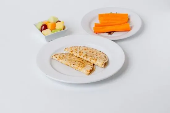 KIDS CHICKEN & CHEESE QUESADILLA