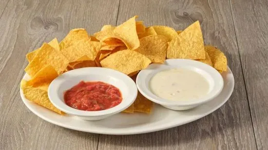 The Duo Dip & Chips