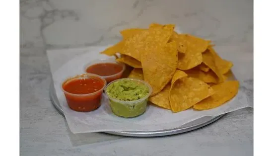 Chips Salsa & Guacamole