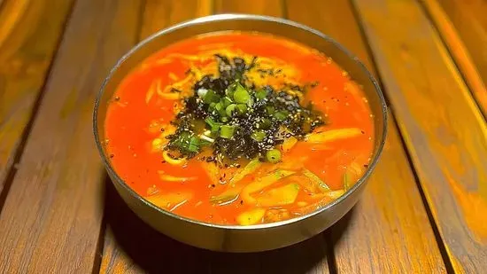 22. Kimchi Seafood Noodle Soup / 김치 해물 칼국수 (수제비)