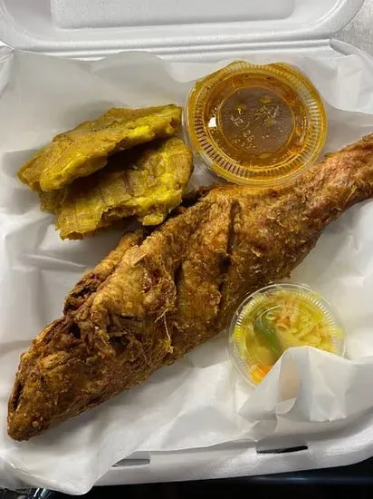 Pwason Fri Simple/Medium Fried Red Snapper served with Plantains and Pikliz